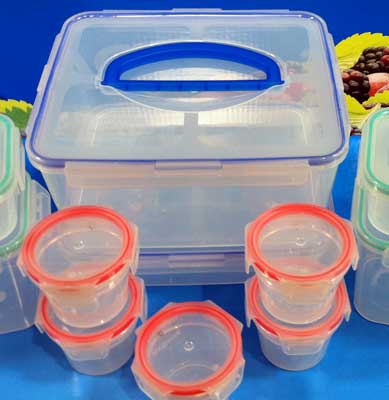 Snapware 38 PC Food Storage Containers w Lids Airtight